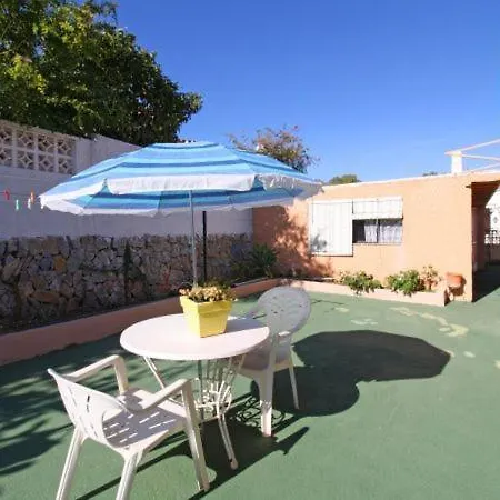 Villa Sleeps 5 With Pool Air Con And Wifi *